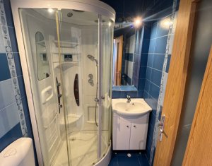 Apartament spatios, 4 camere, zona strazii Aurel Vlaicu, Marasti