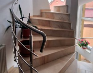 Inchiriere casa 5 camere, 3 niveluri, Iris