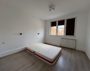 Apartament luminos, 4 camere, zona strazii Eremia Grigorescu