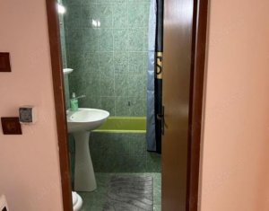 Apartament de inchiriat, 3 camere, decomandat, Zona Dorobanilor,Marasti