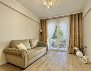 Apartament de inchiriat, 2 camere, de lux, zona ultracentrala
