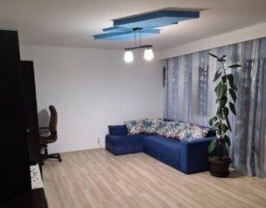 Apartament de inchiriat, 3 camere, parcare inclusa, Zona Sub Cetate