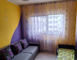 Apartament de inchiriat, 3 camere, parcare inclusa, Zona Sub Cetate