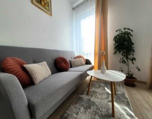 Apartament cu 2 camere de inchiriat, finisat modern, Zona centrala 