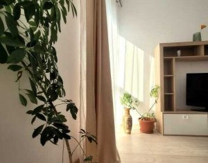 Apartament cu 2 camere de inchiriat, finisat modern, Zona centrala 