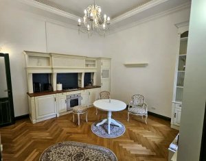 Apartament 2 camere, Ultracentral, Design unic, Balcon, Curte