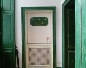 Apartament 2 camere, Ultracentral, Design unic, Balcon, Curte