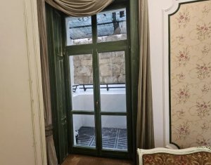 Apartament 2 camere, Ultracentral, Design unic, Balcon, Curte