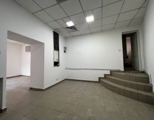 Spatiu comercial stradal 44mp, Motilor colt cu strada Piezisa