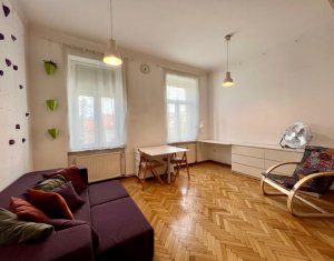 Studio cu mezanin de inchiriat in Centru cu cheltuieli incluse!