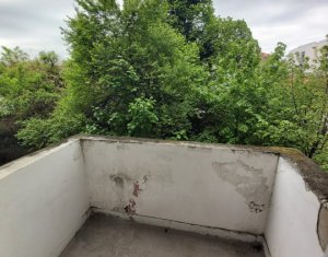 De inchiriat spatiu pentru birou, Centru