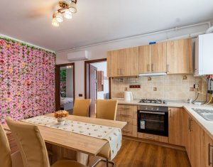Apartament de inchiriat, 3 camere, Zona Vivo/Metro