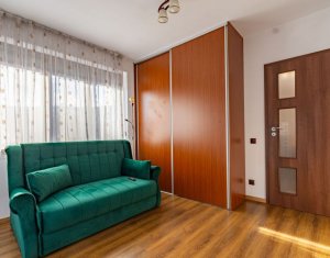 Apartament de inchiriat, 3 camere, Zona Vivo/Metro