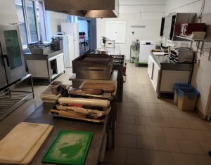 Inchiriere spatiu comercial restaurant / pensiune – Floresti.