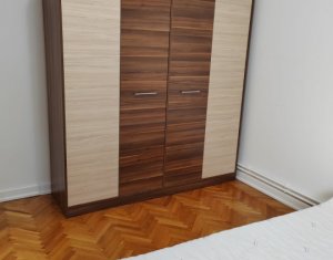 Apartament 3 camere, decomandat, 2 bai, balcon,cartier Andrei Muresanu