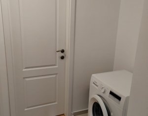 Apartament 3 camere, decomandat, 2 bai, balcon,cartier Andrei Muresanu