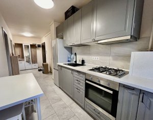 Apartament cu 2 camere in Zorilor, Ansamblul Lumina