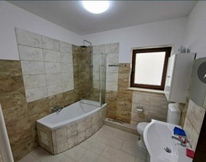 Duplex de inchiriat, 6 camere, Zona Europa