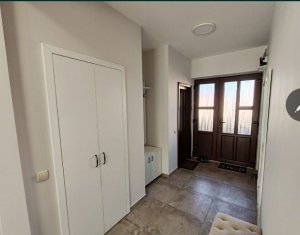 Duplex de inchiriat, 6 camere, Zona Europa