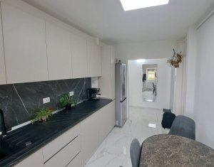 Apartment 3 rooms for rent in Cluj-napoca, zone Manastur