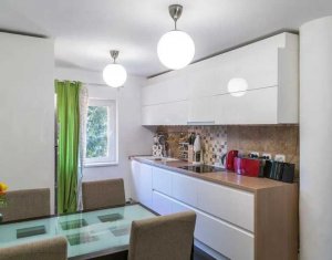 Appartement 4 chambres à louer dans Cluj-napoca, zone Zorilor