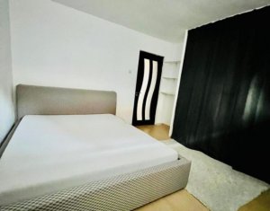 Apartament cu 3 camere semidecomandat Floresti