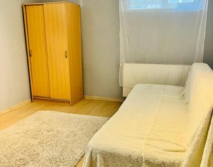 Apartament cu 3 camere semidecomandat Floresti