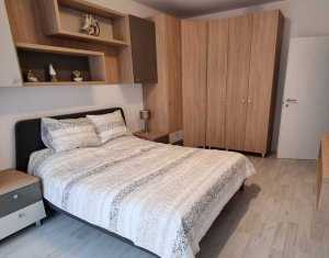 Apartament de lux cu 2 camere, parcare subterana, zona semicentrala