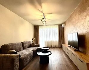 Apartament cu 2 camere, decomandat, modern, zona  Iulius Mall