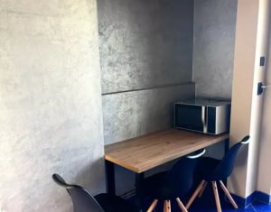 Apartament cu 2 camere, decomandat, modern, zona  Iulius Mall