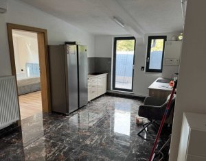 Apartament de inchiriat cu 3 camere, bloc nou, Zona Manastur