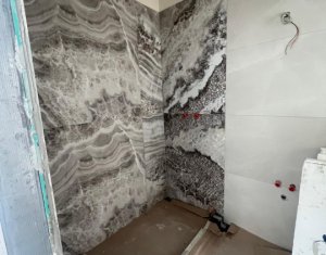 Spatiu birouri, 85mp, curte comuna, loc de parcare, Centru
