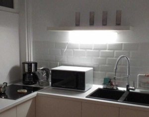 Garsoniera moderna, 28 mp, zona Universitatea Bogdan Voda–Manastur