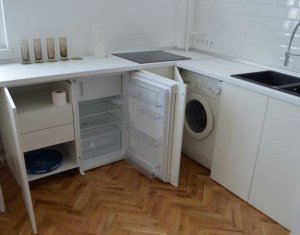 Garsoniera moderna, 28 mp, zona Universitatea Bogdan Voda–Manastur