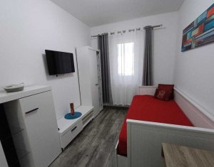 Apartament modern cu 2 camere, decomandat, zona Metro-Vivo