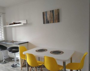 Apartament modern cu 2 camere, decomandat, zona Metro-Vivo