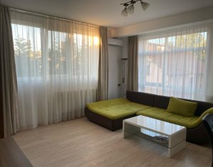 Apartamentcu 2 camere, zona Centrala