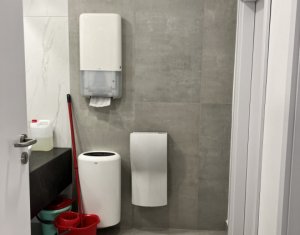 Spatiu Servicii sau Alimentatie Publica 136mp, centru zona corporate 