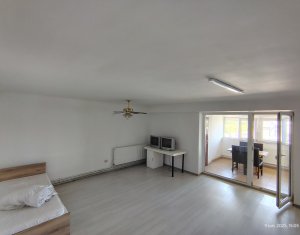 Apartament spatios cu 3 camere, decomandat, 115mp, zona Emerson