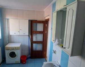 Apartament spatios cu 3 camere, decomandat, 115mp, zona Emerson