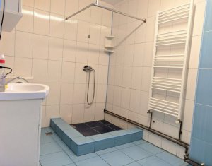 Apartament spatios cu 3 camere, decomandat, 115mp, zona Emerson