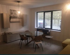 Apartament cu 2 camere, semidecomandat, zona Edgar Quinet