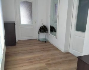 Apartament cu 2 camere decomandate la vila