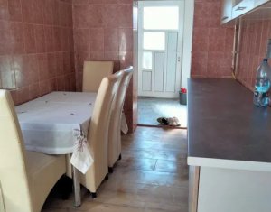 Apartament cu 2 camere decomandate la vila