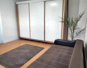 Apartament cu 2 camere decomandate la vila