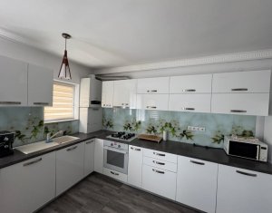 Apartament cu 2 camere, parcare subterana, Golden Tulip
