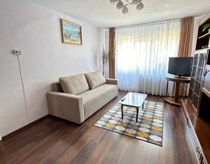 Appartement 4 chambres à louer dans Cluj-napoca, zone Marasti