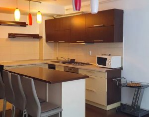 Appartement 3 chambres à louer dans Cluj-napoca, zone Zorilor
