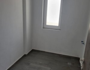 Commercial space for rent in Floresti