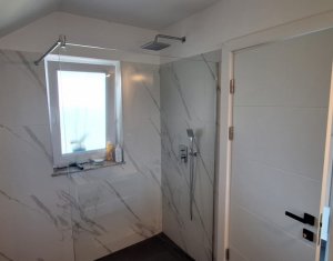 Inchiriere apartament de lux in casa, Gruia, curte, finsaje premium